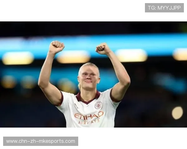 哈兰德停球转身抽射再建功：这个瞬间让球迷热血沸腾