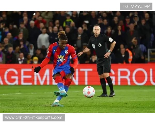 曼城晋级英联杯决赛,决赛与阿森纳争夺冠军 曼城晋级英联杯决赛,决赛与阿森纳争夺冠军